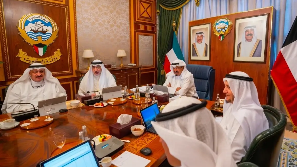 مجلس الوزراء الكويتي يوافق على مرسوم "المنشآت البحرية والوحدات العائمة" ويؤكد تضامنه الكامل مع الإمارات