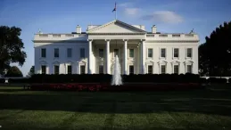 البيت الأبيض يرد على انتقادات ستارمر حول تصريحات ترمب