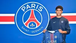 خليل العياري لاعب باريس سان جيرمان