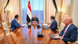 رئيس الوزراء ووزير المالية يجتمعان لمناقشة ملفات اقتصادية