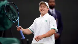 Sonay Kartal playing tennis at Abu Dhabi Open