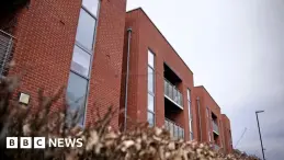 Empty retirement flat with for sale sign