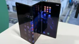 سامسونج تكشف عن هاتف Galaxy Z TriFold الجديد