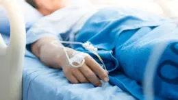 أطباء يحذرون من «الرفاه الزائد»: نمط الحياة المريح يعيد رسم خريطة الأمراض ويهدد الصحة النفسية للأجيال الجديدة