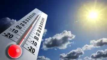 سماء غائمة ورياح قوية