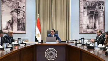 اجتماع رئيس الوزراء مع وزير التموين