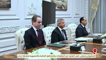رئيس الوزراء المصري يلتقي برئيس شركة بوينج