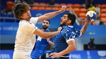 منتخب الكويت ومنتخب اليابان في مباراة كرة يد