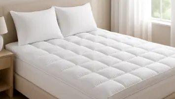 سرير مع لباد مريح