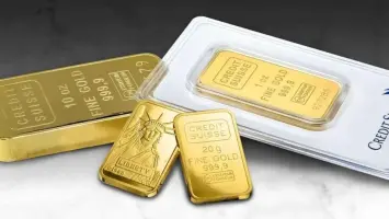 سبائك ذهب معروضة في السوق