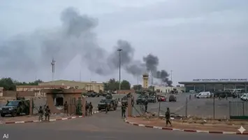 مطار نيامي في النيجر بعد الهجوم المسلح