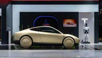 سيارة تسلا سايبركاب الجديدة