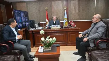 محافظ الغربية يترأس اجتماع لضبط الأسواق