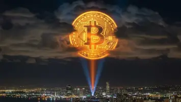 انخفاض سعر البيتكوين وسط تقلبات السوق