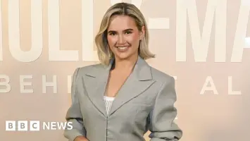 Molly-Mae Hague and Tommy Fury announcing pregnancy