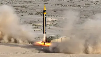 صورة لصواريخ باليستية إيرانية تحت الأرض