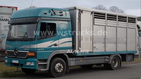 شاحنات مرسيدس-بنز في الكويت