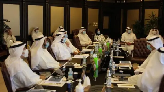 جانب من الخدمات المقدمة في جناح البنك