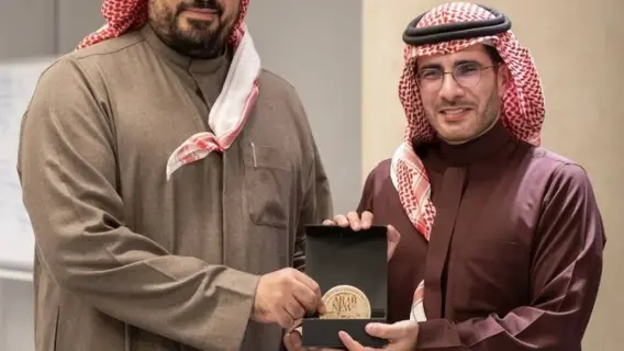 Award ceremony highlighting Sanofi's nationalization efforts