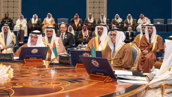 الشيخ محمد بن زايد يستقبل وزير الدفاع الكويتي