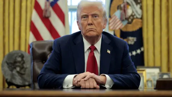 مفاوضات بين ترامب والديمقراطيين في واشنطن