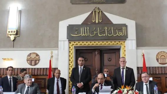 مرتضى منصور وعمرو أديب في المحكمة