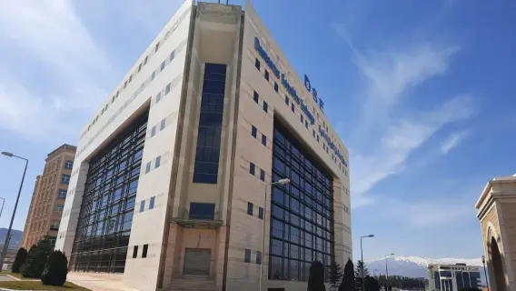 وزير المالية السوري يسر برنية يتحدث عن خطط اقتصادية