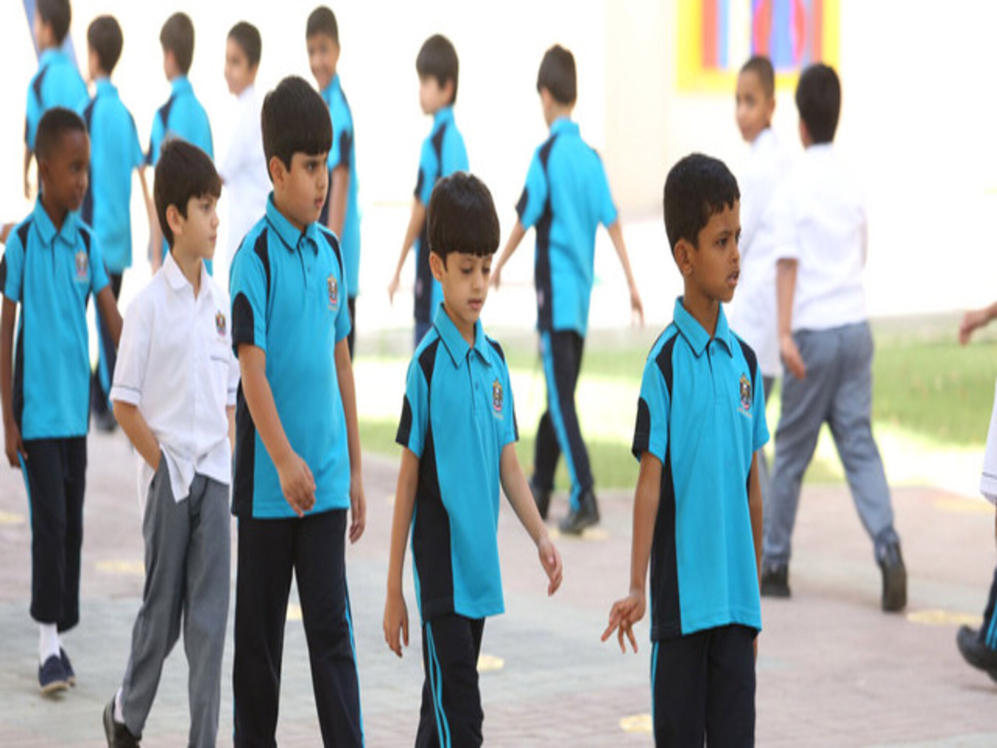 The emirates announces the start of distributing school uniforms for the next academic year