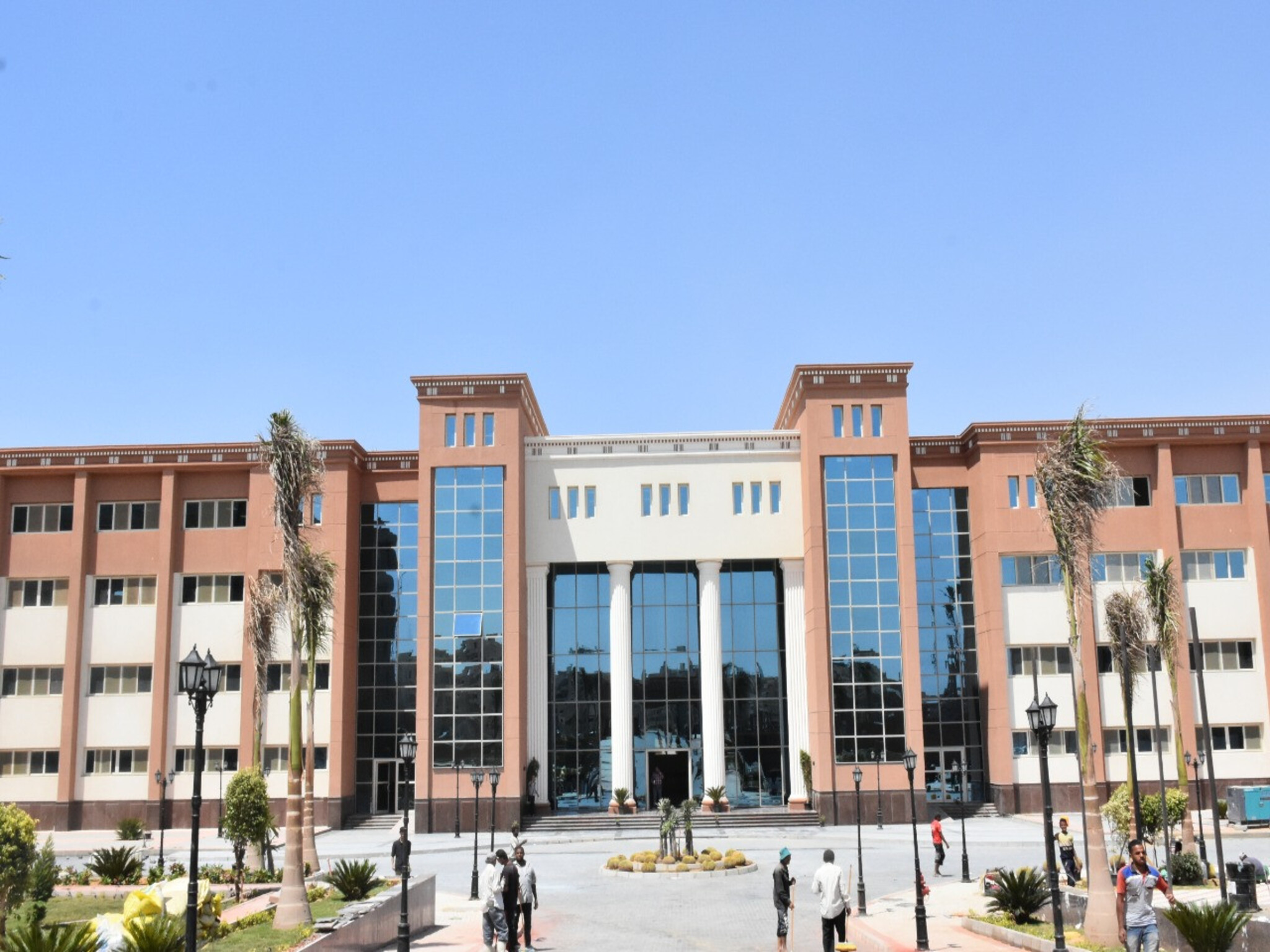 مصاريف جامعة القاهرة الجديدة التكنولوجية 2023-2024
