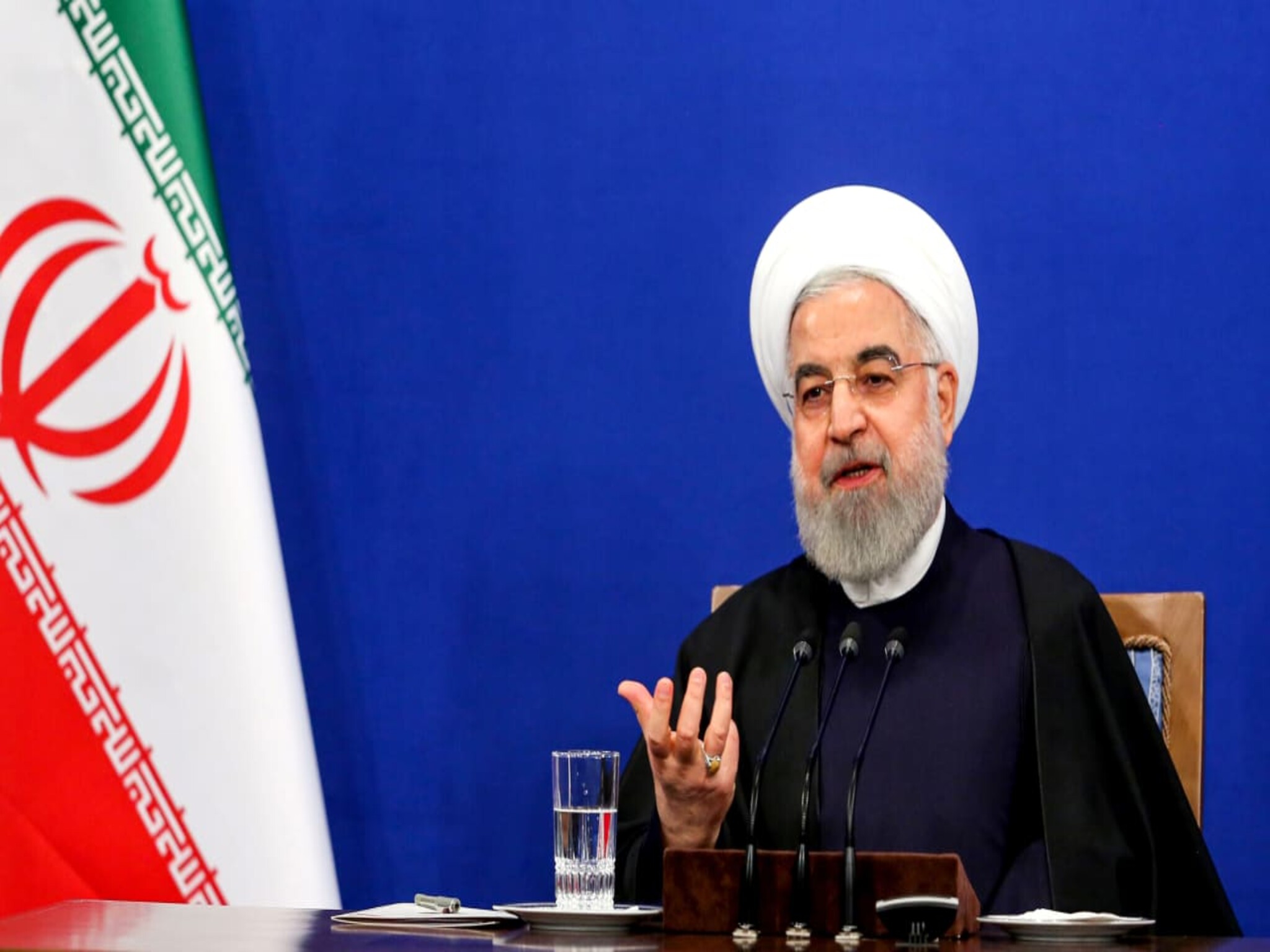 روحاني يحذر من محاولات الاعداء لتيئيس الشعب واثارة الخلافات