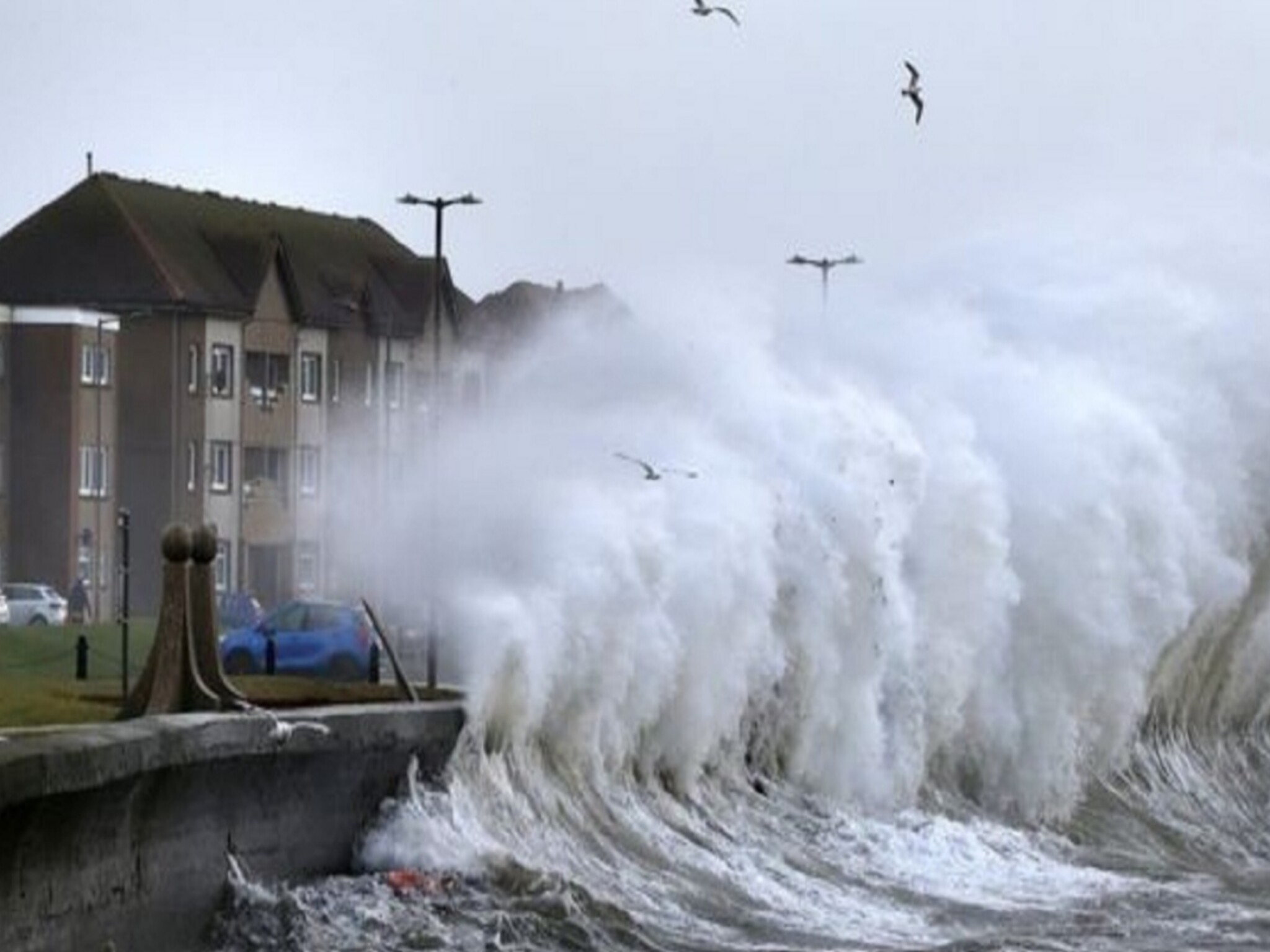 فيضانات وانقطاع للكهرباء في شمال أوروبا بسبب العاصفة "بابيت"