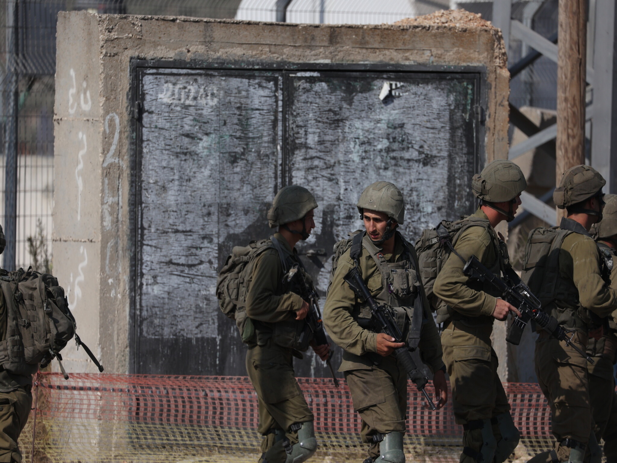 إسرائيل تشعر بالقلق من تحول الحرب الحالية مع حماس إلى صراع إقليمي أكبر