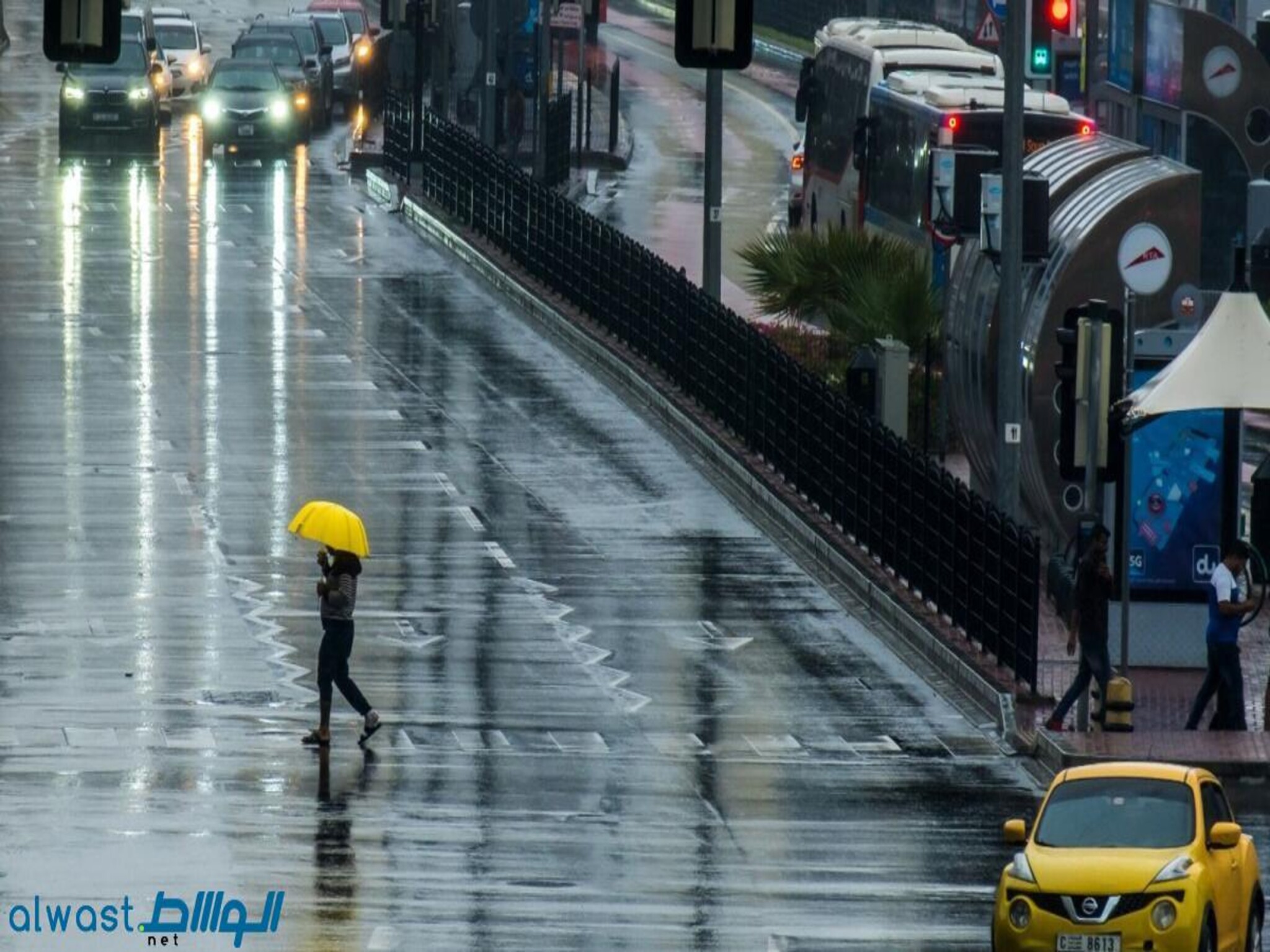 Heavy rain in UAE: residents warned of "hazardous weather"