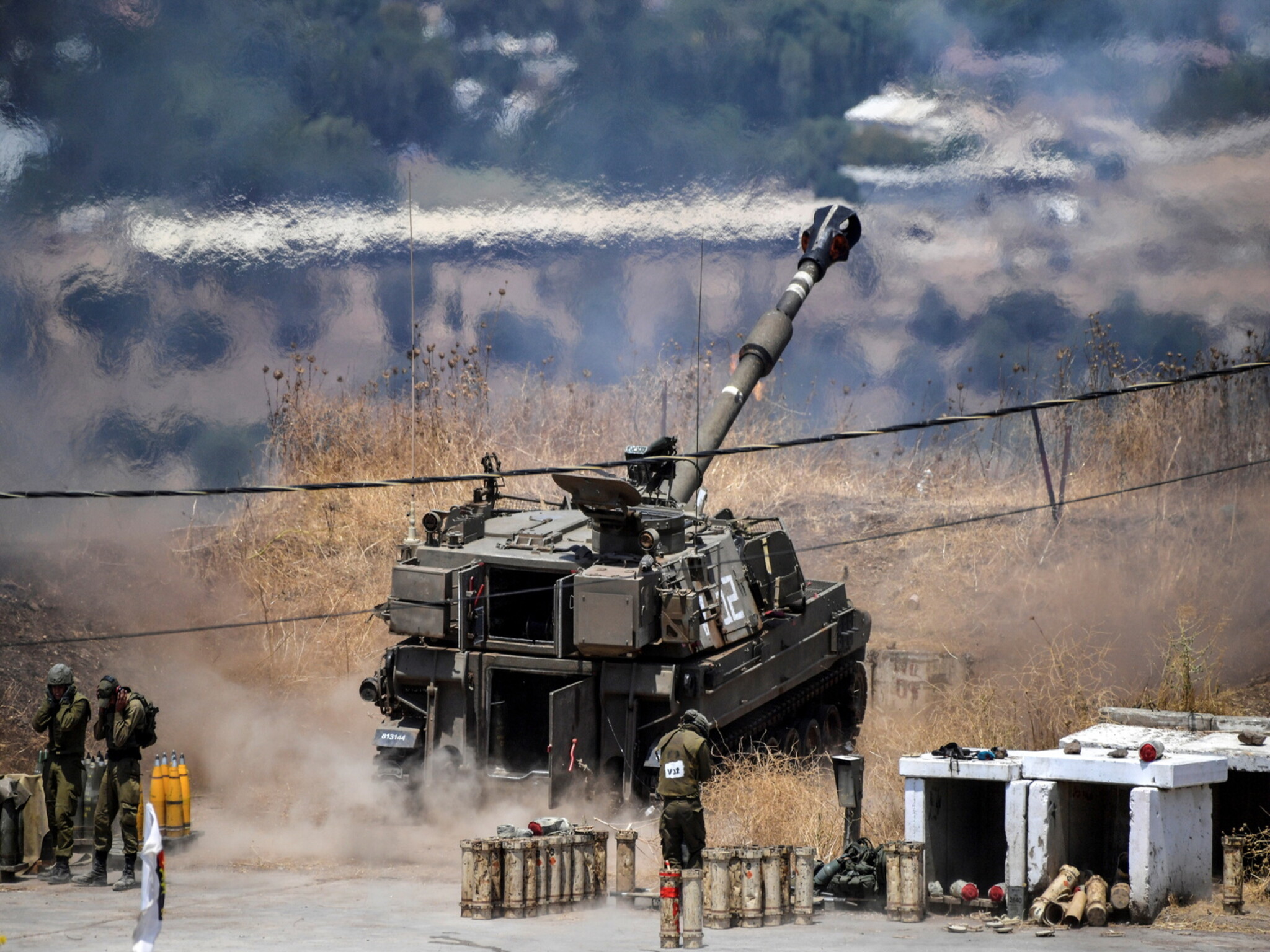 الجيش الإسرائيلي...يتهم "حزب الله" بدفع لبنان إلى حرب