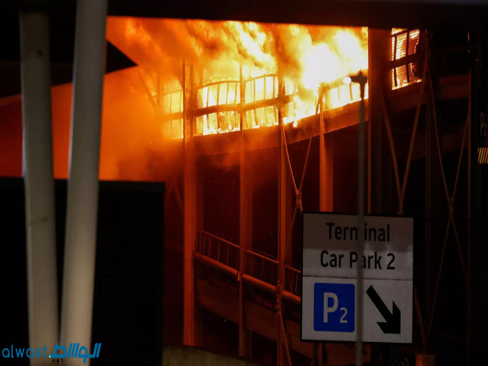 London Luton Airport Suspends All Flights Due to Major Fire