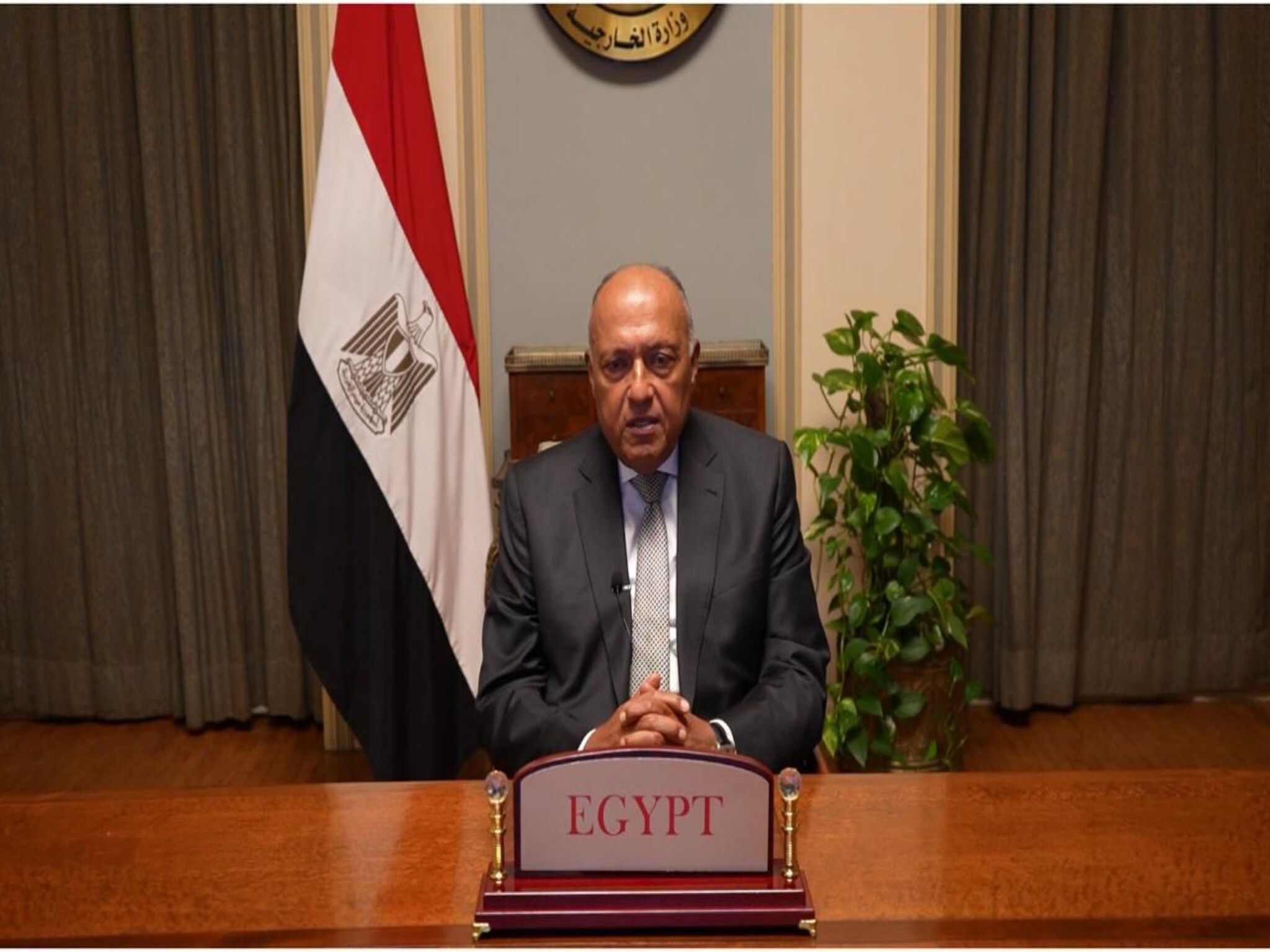 هيئة الرقابة الإدارية في مصر ضبط "تشكيل عصابي" بالذكاء الاصطناعي