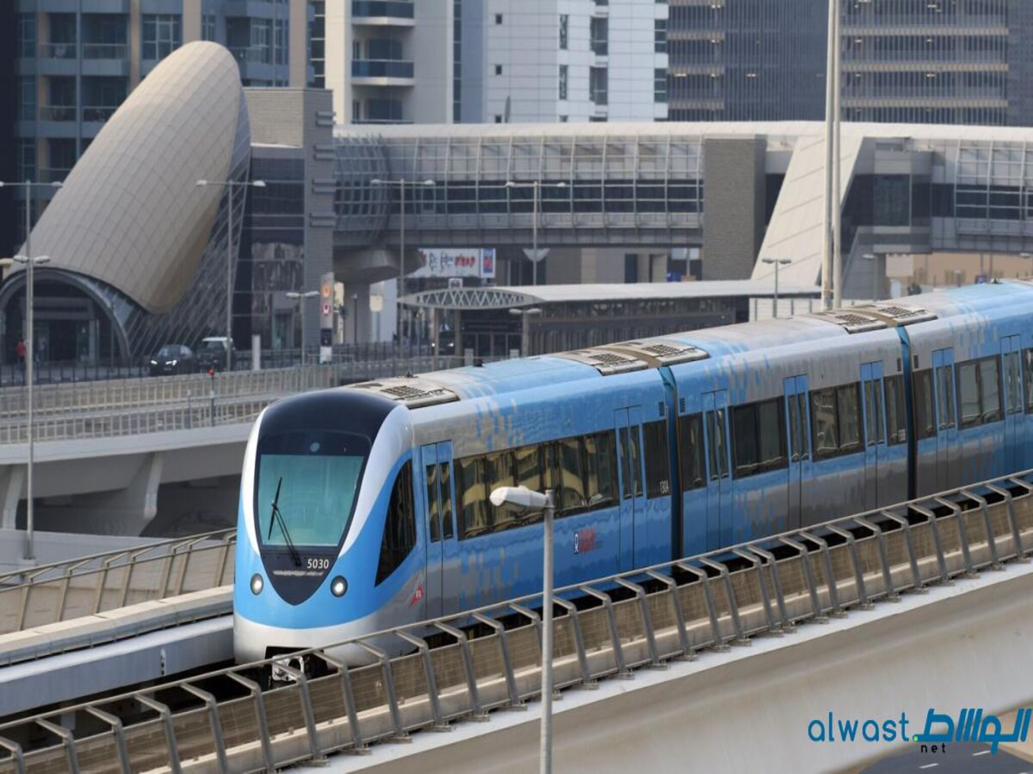 Sheikh Mohammed announces the approval of 30-km Dubai Metro Blue Line project