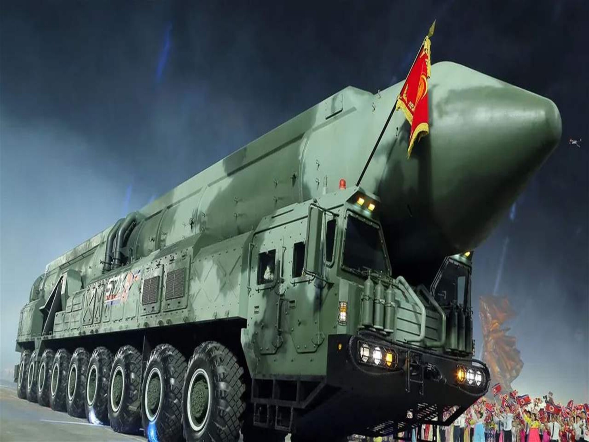 كوريا الشمالية تطلق صاروخ "باليستيا" بعيد المدى عابر للقارات