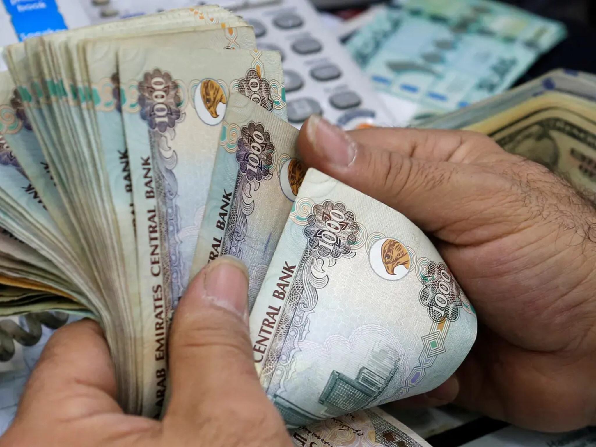 Dubai court: an Arab accused of embezzling 500,000 dirhams