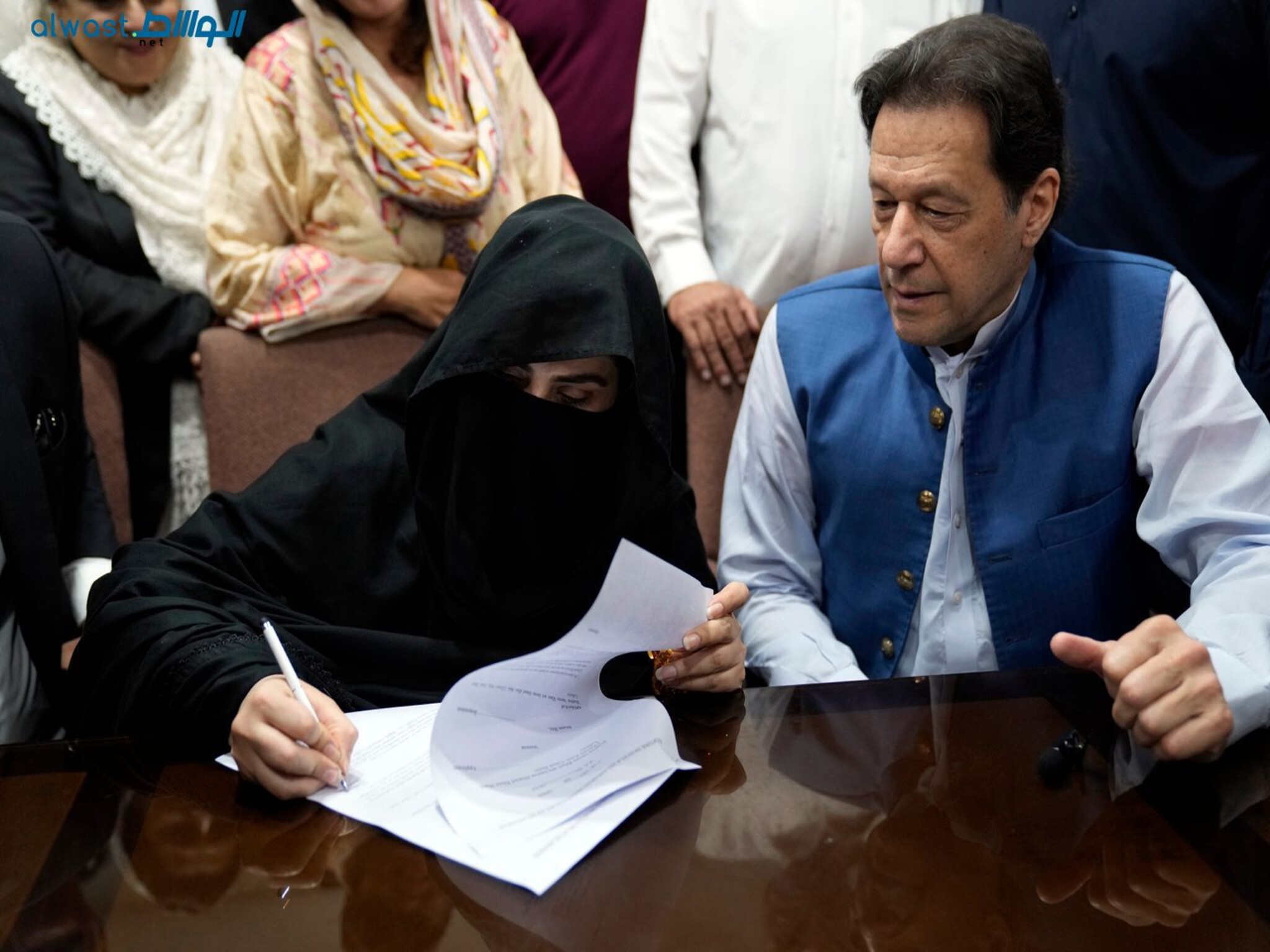 Pakistan: ex-PM Imran Khan and wife Bushra Bibi jailed for illegal marriage