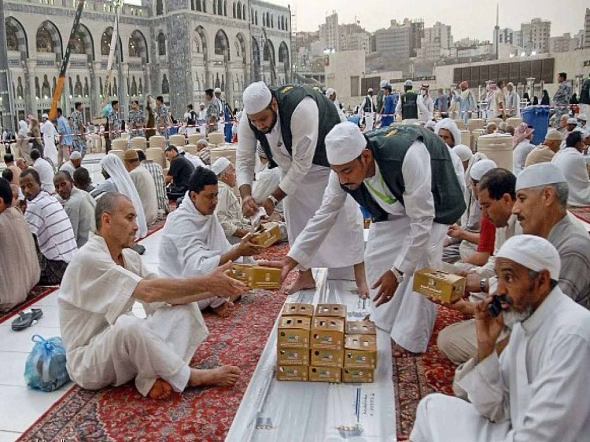 وزارة الحج والعمرة توضح آداب الإعتكاف في الحرمين الشريفين رمضان 1445هـ