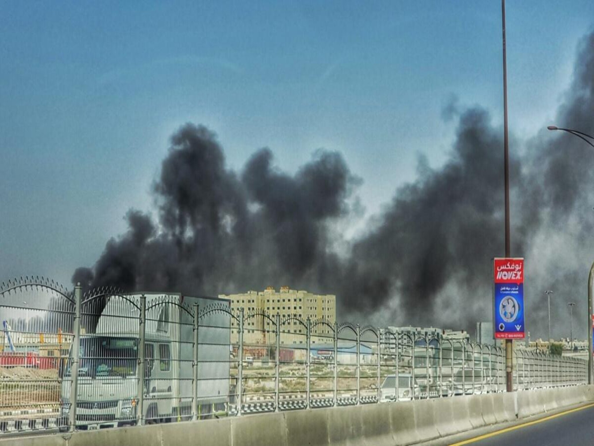 UAE: Massive Fire Engulfs Sharjah, Residents Report Thick Smoke Billowing