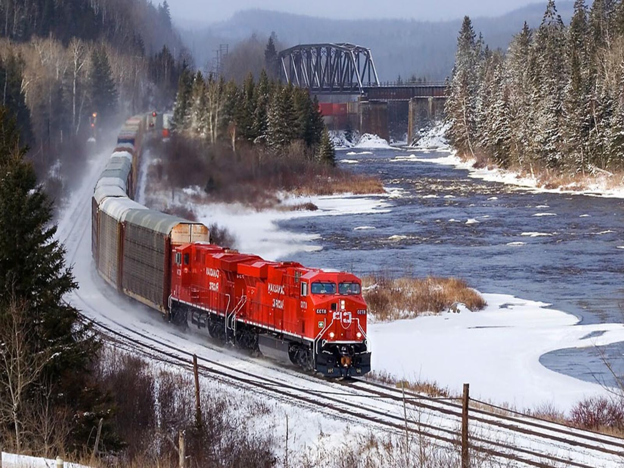 Canada announces suspension of railways in some areas due to wildfires