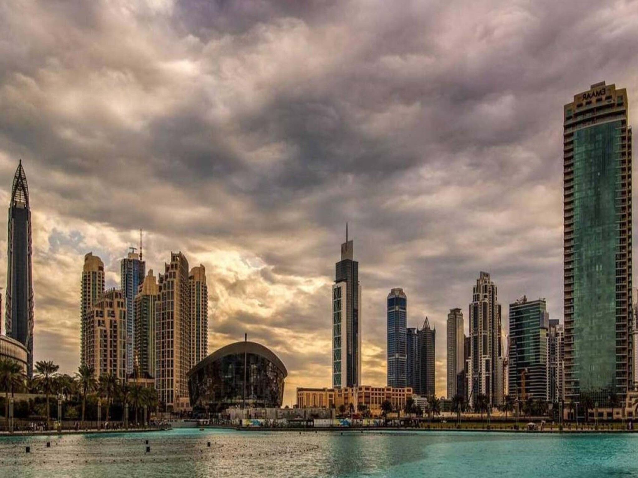 UAE Weather: A slight drop in temperatures today in some areas