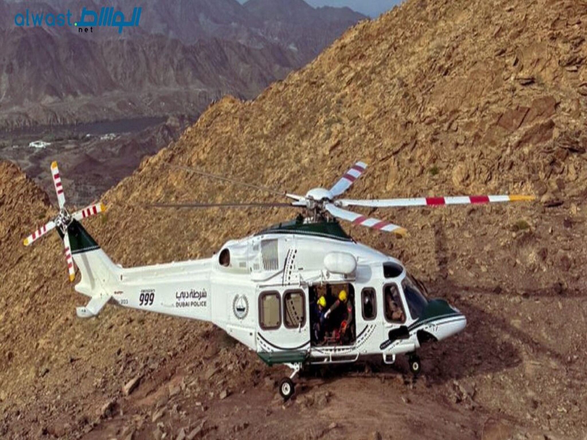 UAE police Rescue a tourist who fell ill in the Hatta mountains