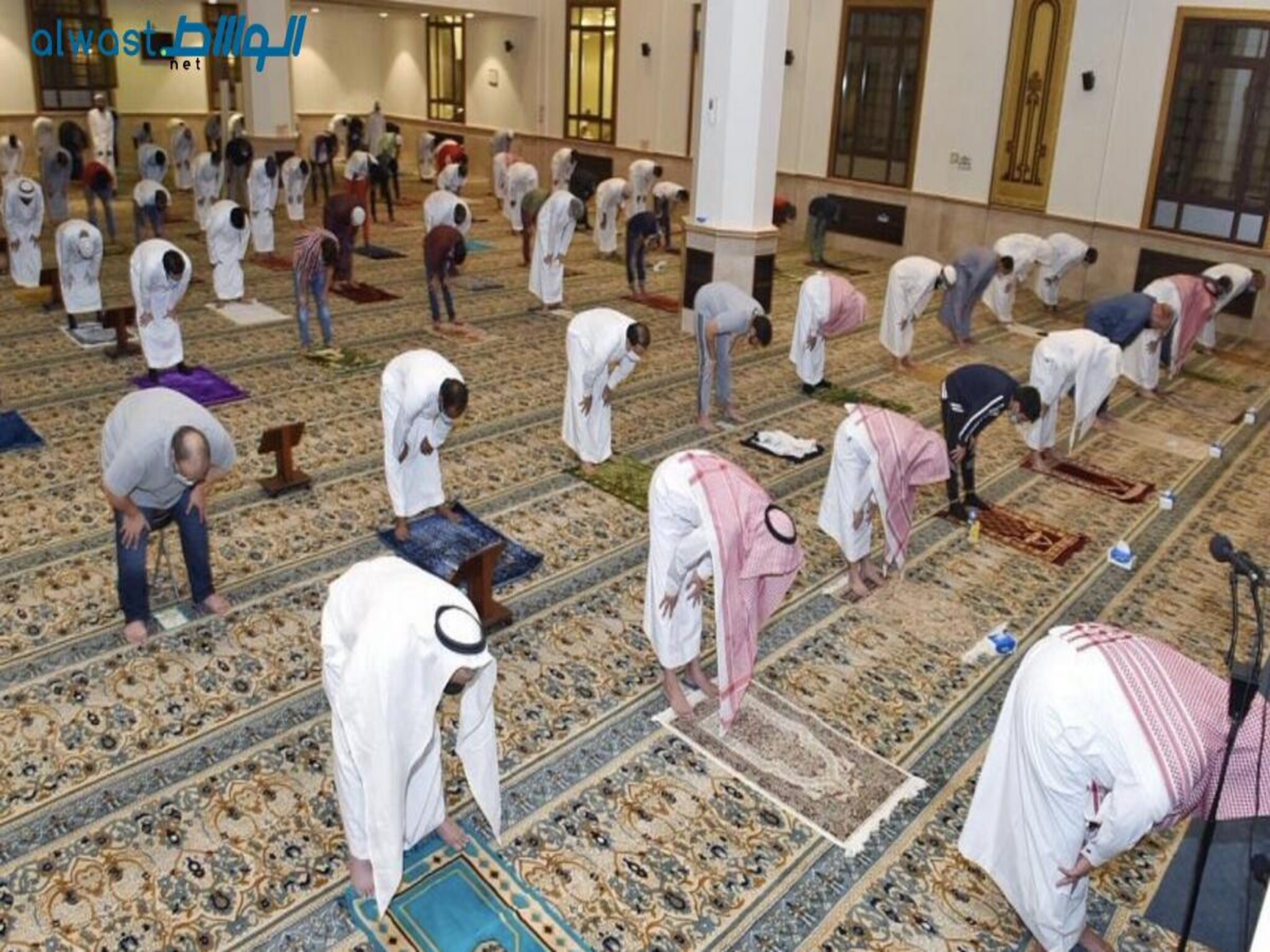 Saudi Arabia Reduces Friday Sermons Duration until Summer ends
