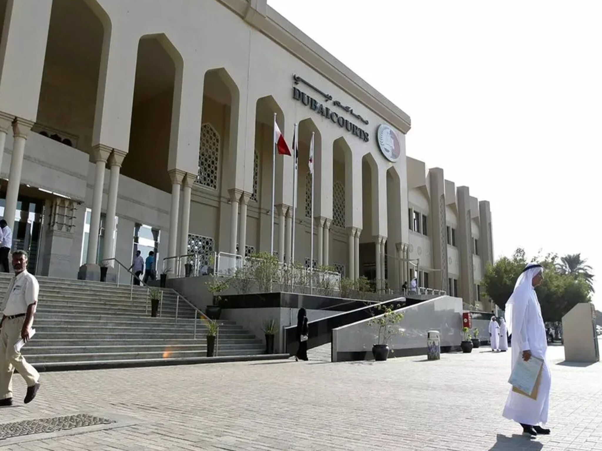 Dubai Court: A European woman was deported from the UAE for beating a policeman
